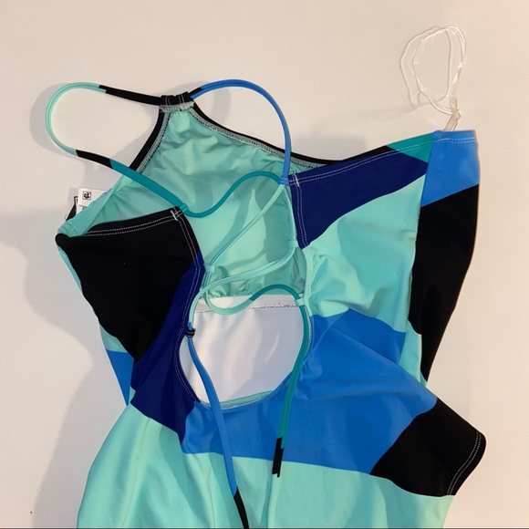 NWT La Blanca one shoulder one piece swimsuit - Picture 4 of 9